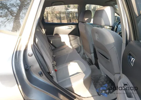 2010 Nissan Rogue S z USA, uszkodzony, nr VIN JN8AS5MTXAW029914